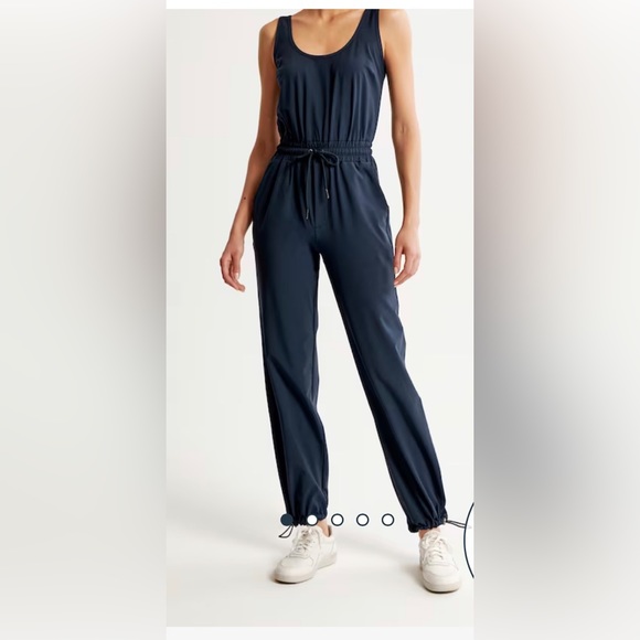 Abercrombie Traveler Jumpsuite - Picture 3 of 3